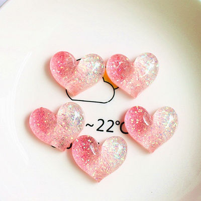 Colorido rosa de relieve Mini Brillo Resina Corazón para Artesanía Niños Regalo