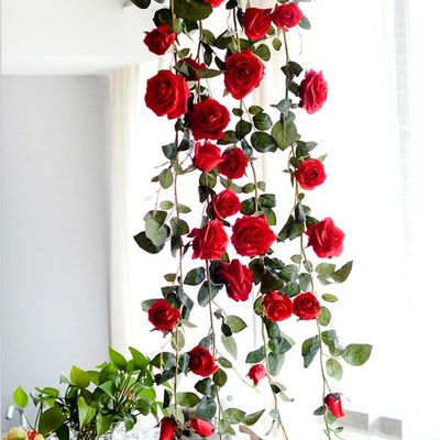 Las rosas artificiales de seda son perfectas para ocasiones como el Día de la Tierra, la boda, la decoración de la cuna, el Halloween, la graduación del Día de la Madre.