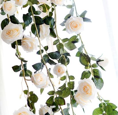 Las rosas artificiales de seda son perfectas para ocasiones como el Día de la Tierra, la boda, la decoración de la cuna, el Halloween, la graduación del Día de la Madre.