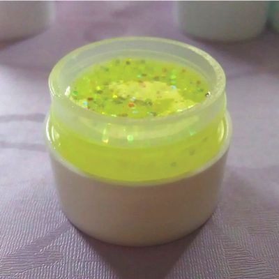 Oportunidad de graduación 24 colores UV Gel Nail Art Kit de herramientas Conjunto de herramientas con gel de esmalte de uñas ligero y especial de uñas de fototerapia