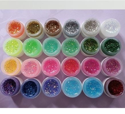 Oportunidad de graduación 24 colores UV Gel Nail Art Kit de herramientas Conjunto de herramientas con gel de esmalte de uñas ligero y especial de uñas de fototerapia