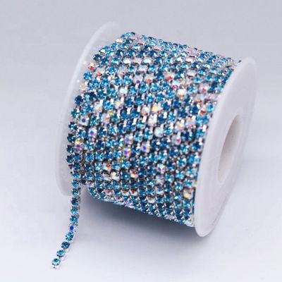 Miles de opciones ofrecidas Eco-amigable Ab Crystal Roll Fiestas caseras DIY Decorar con tela de vidrio Materiales plásticos Suministros