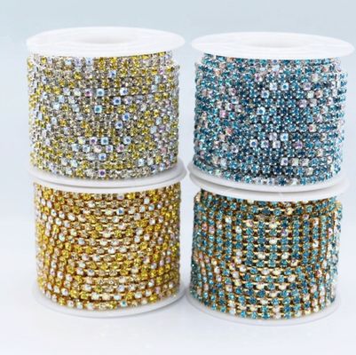 Miles de opciones ofrecidas Eco-amigable Ab Crystal Roll Fiestas caseras DIY Decorar con tela de vidrio Materiales plásticos Suministros
