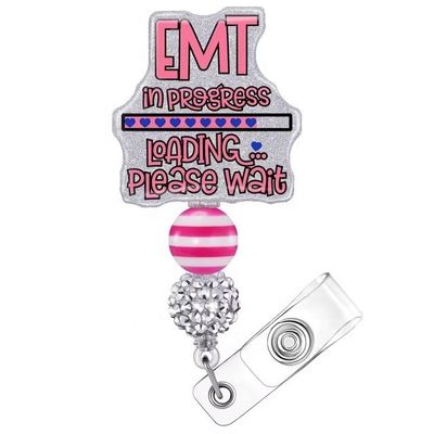 Color personalizado Moda Resina Brillo Perlas Acrílicas Retráctiles Enfermería Insignia Carrete Anime lindo Nombre Etiqueta Tarjeta de identificación Portador de cordón