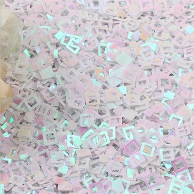 Transforma tus uñas con productos de belleza de uñas de colores plástico piezas cuadradas en blanco de seda piezas fluorescentes y más