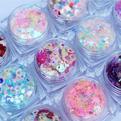 Boda Fiesta de San Valentín Decoración para el hogar Gel de uñas UV Brillo 50G Día de San Valentín Mezclas de forma para el arte de uñas Material de papel duradero