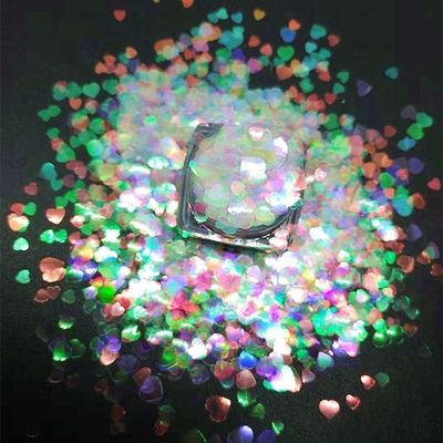 Corazón Brillante Día de San Valentín Corazón Amante Confeti Salpicaduras Mezclas Grandes Pequeñas Forma de Corazón para el Casamiento Suministros de Reunión