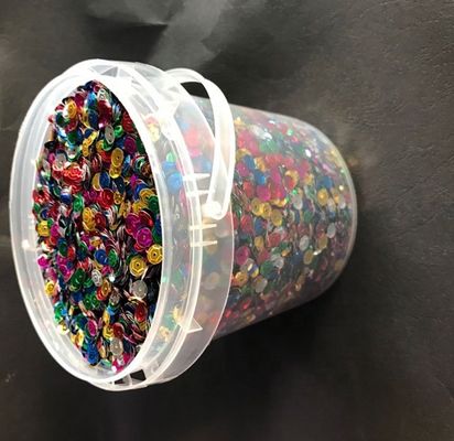 365 colores sueltos redondos y circulares paneles de PVC para bodas Fiestas Tejido Decoración de bodas Decoraciones de bodas a granel Envasado en una caja de dulces