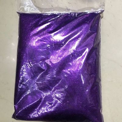 Polvo de brillo en forma de perro en colores personalizados para brillo metálico de oro de poliéster