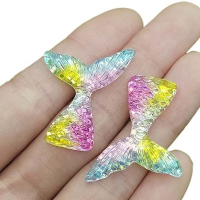 Plyester Resina Brillo Sirena de mar con caracol y brillo Sequin Sirena cola Resina espalda plana DIY clip Resina fina artesanía