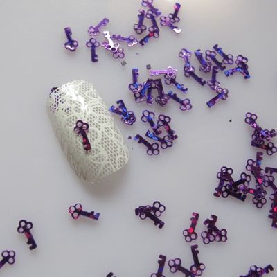 Llave Brillante en forma de Nail Art Artesanía hecha a mano NO Día de los Inocentes