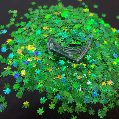 Método de impresión 1 color y excelente efecto de arte de uñas para el día de San Patricio Cuatro hojas de trébol forma brillante