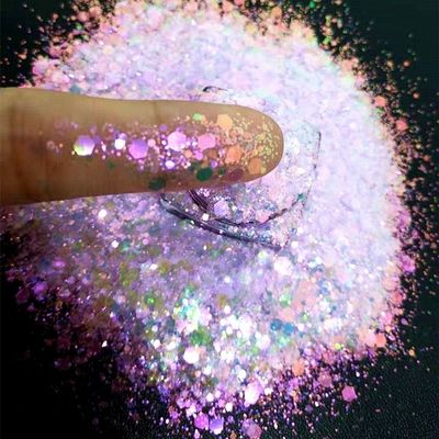 Hacer una declaración con la moda uñas Arte Chunky Bulk Brillo Bulk Offe