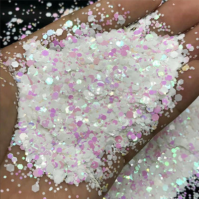 Colores personalizados Polvo de poliéster a granel para estrellas de corazón en forma de luna con puntos