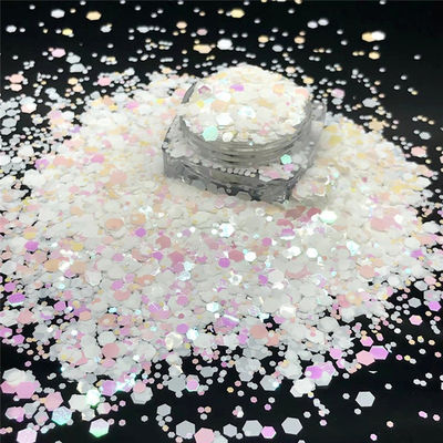 Colores personalizados Polvo de poliéster a granel para estrellas de corazón en forma de luna con puntos