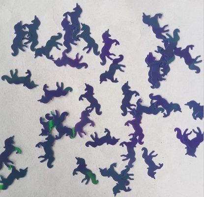 Suministro de colores personalizados Poliéster Unicornio Caballo forma de brillo para decoración Artesanía y entusiastas del Holo en todo el mundo